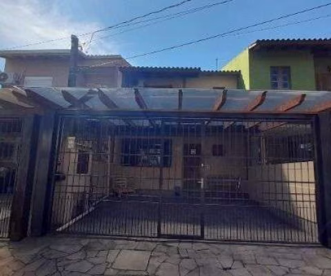 Casa em Porto Alegre, no bairro Hípica, com 3 dormitório(s), à venda.