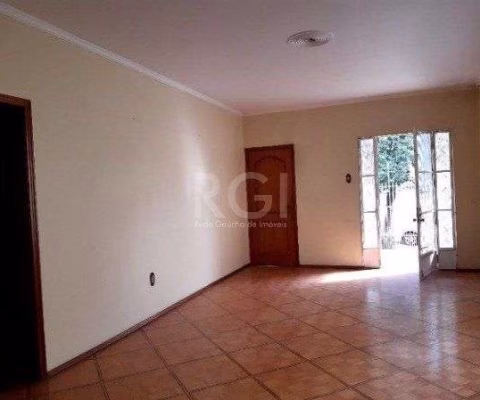 Terreno para Venda - 228m², 3 dormitórios, sendo 1 suites, 2 vagas - Menino Deus