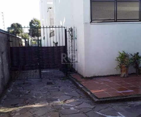 Casa para Venda - 50m², 2 dormitórios, Tristeza