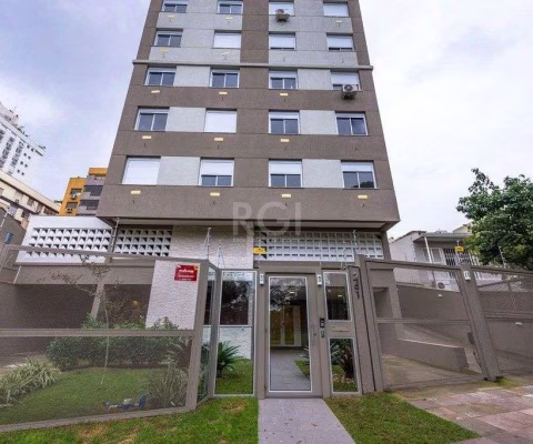 Apartamento para Venda - 65.41m², 3 dormitórios, sendo 1 suites, 1 vaga - Petrópolis