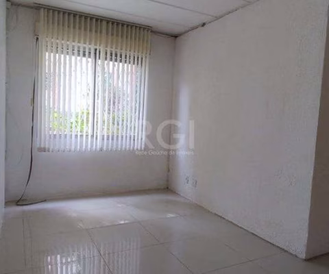 Apartamento com 3 dormitórios, 1 banheiro social e 1 vaga/box