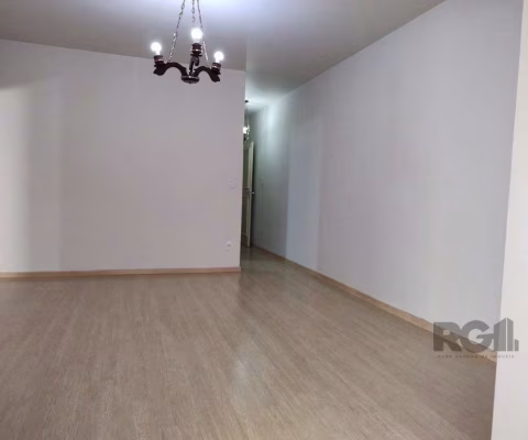 Apartamento Garden, 2 quartos, 1 suite, 2 banheiros, dependência de empregada - Bairro Petrópolis