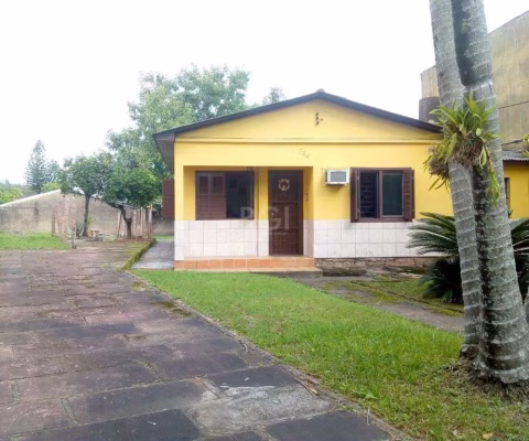 Casa para Venda - 400m², 3 dormitórios, 3 vagas - Jardim Floresta
