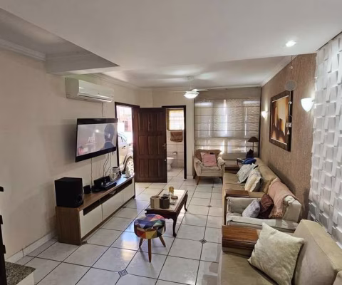 VENDA DE CASA DE 4 QUARTOS COM SUÍTE - SANTO ANTÔNIO