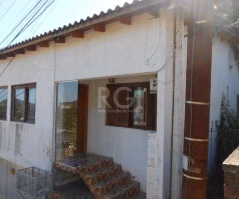 Casa para Venda - 200m², 3 dormitórios, sendo 2 suites, 2 vagas - Vila Nova