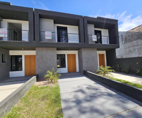 Casa em Porto Alegre, no bairro Aberta dos Morros, com 3 dormitório(s), e 3 banheiros, à venda.