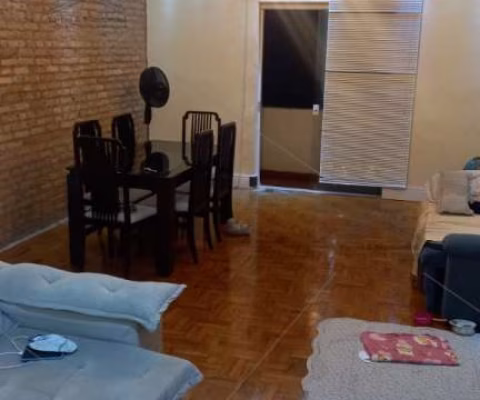 Apartamento à venda na Mooca, 138m², 3 dormitórios, 1 suíte com closet, 1  vaga de garagem, próximo a CPTM Mooca, sala 2 ambientes