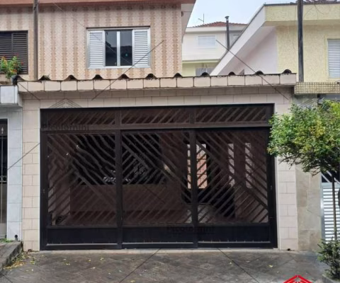 Casa na região da Mooca - 178 m² 2 quartos, 2 banheiros, cozinha ampla com móveis planejados, 2 vagas cobertas, próximo Hospital São Cristovão