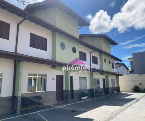 Casa em pequeno cond. na Martim de Sá