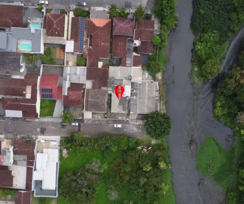 Terreno para Venda em Joinville, Guanabara