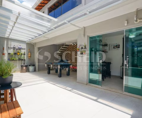 Sobrado a venda de 267,28m² útil, com 3 quartos e 4 vagas, no Jardim Prudência.