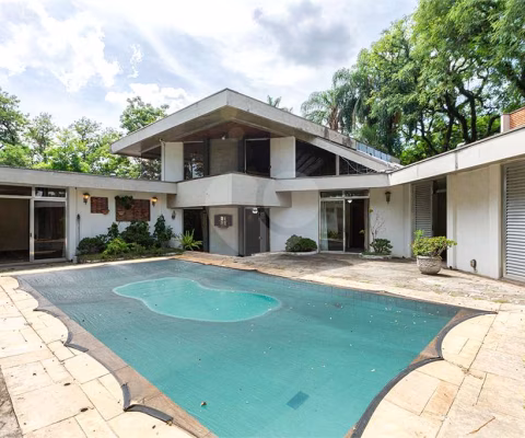 Casa com 4 quartos à venda ou para locação em Alto De Pinheiros - SP