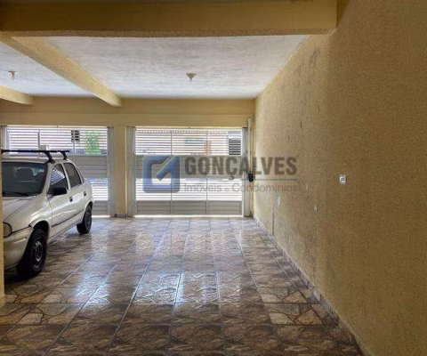 Casa com 2 quartos para alugar na JAIME ATILIO CAVINATO, R, Baeta Neves, São Bernardo do Campo