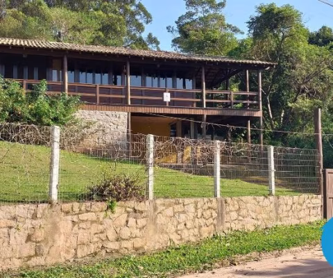 Casa para venda na praia do Rosa.