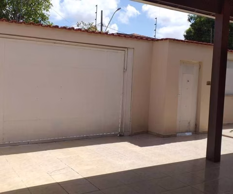 Casa com 3 dormitórios à venda, 166 m² por R$ 750.000 - São Carlos - Pouso Alegre/MG