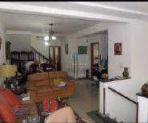 Sobrado com 4 dormitórios à venda, 235 m² por R$ 1.275.000,00 - Ponta da Praia - Santos/SP