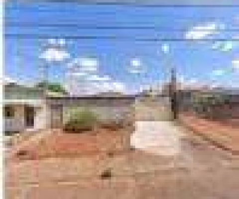 Casa para Venda em Cascavel, Claudete, 3 dormitórios, 2 banheiros, 3 vagas