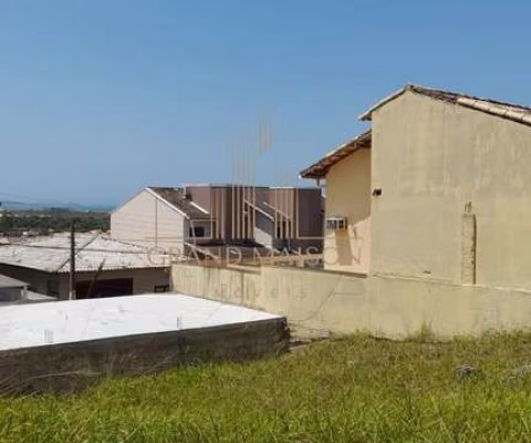 Lote a venda no Condomínio dos Pássaros com 300m²