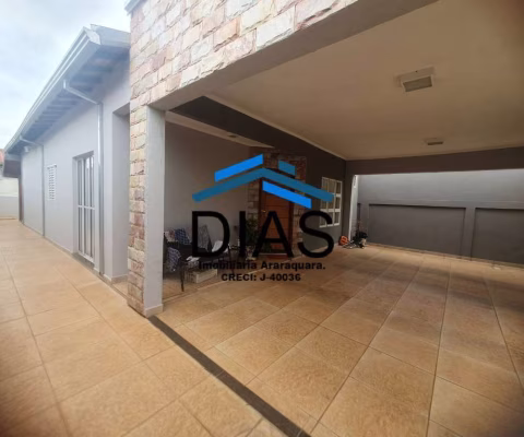 RESIDENCIAL SOLARIS CASA COM TRÊS DORMITÓRIOS E LINDO ESPAÇO GOURMET