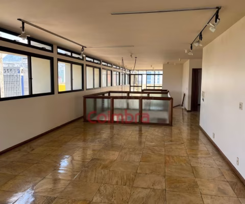 Apartamento cobertura no Centro