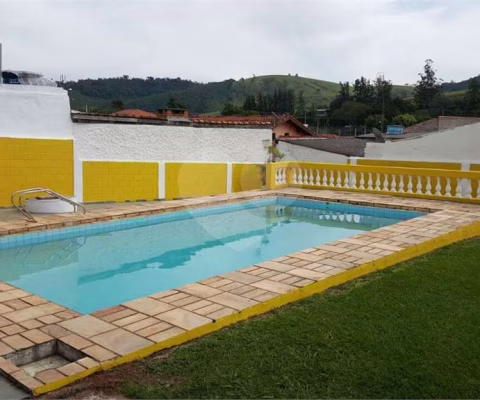 Casa com 4 quartos à venda em Centro - SP