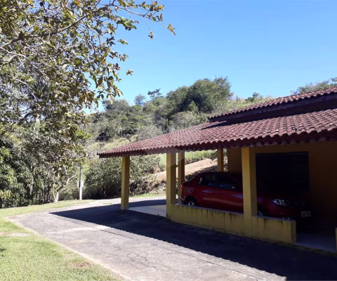 Sítio com 9 quartos à venda em Centro - SP
