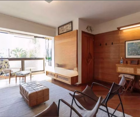 Lindo Apartamento em  Vila Nova Conceição com 151m²!