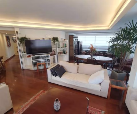 Apartamento à venda com 198m², 4 quartos e 3 vagas no bairro Vila Suzana