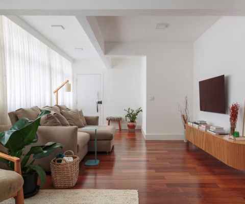 Apartamento em Pinheiros com 154m², 4 quartos, 1 suíte, 2 vagas.