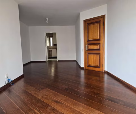 Apartamento com 98 m², 3 quartos sendo 1 suíte à venda no bairro Pompéia.