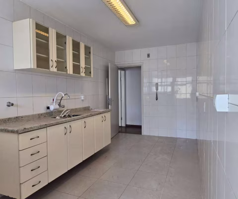 Iluminado, ensolarado, Apartamento com 118 m², 3 quartos sendo 1 suíte à venda no bairro Pompéia.
