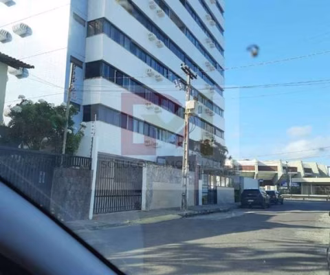 Apartamento Para Vender com 4 quartos 2 suítes no bairro 13 de Julho em Aracaju