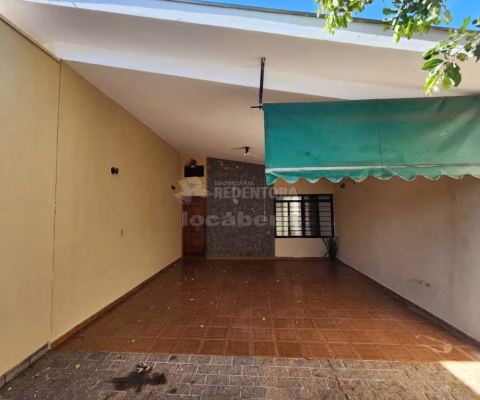Casa para Venda com 4 dormitórios localizada no bairro Vila Diniz.