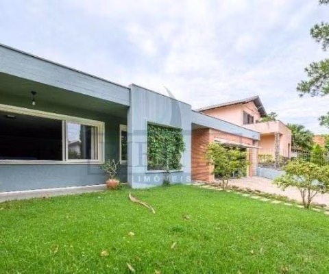 Casa com 3 quartos à venda na Rua Potiguara, 181, Vila Assunção, Porto Alegre