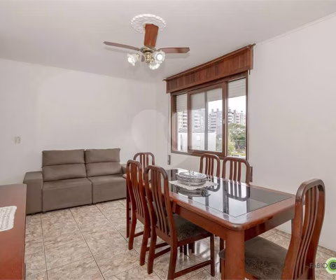Apartamento com 3 quartos à venda em Vila Ipiranga - RS