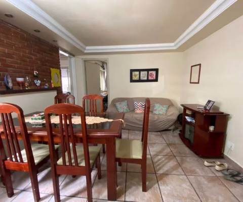 Apartamento com 2 dormitórios à venda, 56 m² por R$ 451.000,00 - Gonzaga - Santos/SP