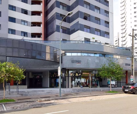 Conjunto comercial com 30,81m² no Centro