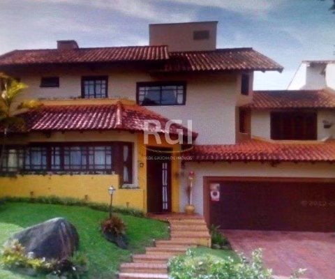 Casa para Venda - 334m², 4 dormitórios, sendo 1 suites, 4 vagas - Ipanema