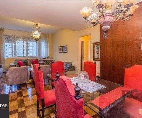 Amplo Apartamento de 3 quartos com suíte e 2 sacadas, com Vista para o Guaíba e
