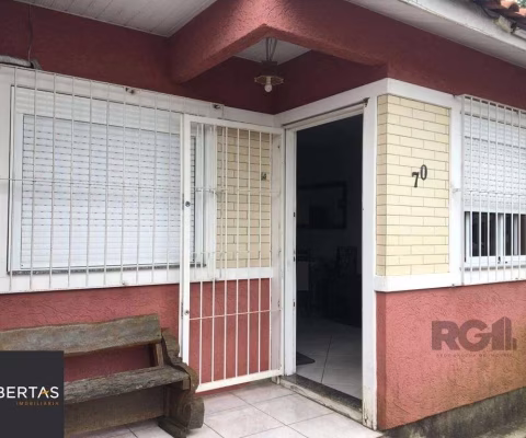 Casa 2 dormitórios à venda Hípica Porto Alegre/RS