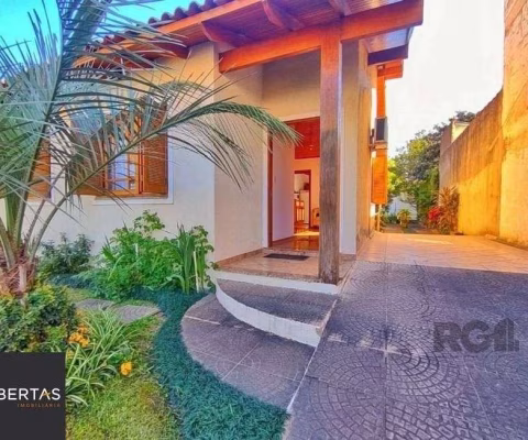 Casa de 3 dormitórios, bairro São Sebastião