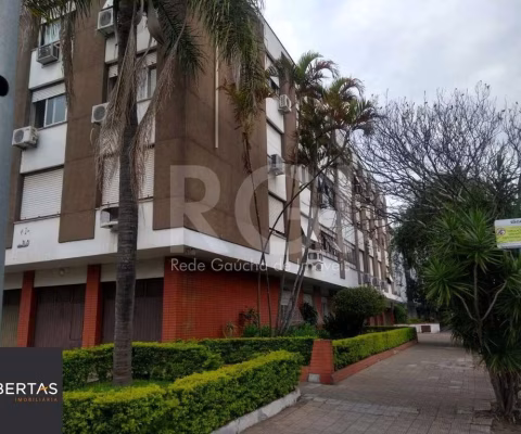 Apartamento  2 quartos, dependência completa e garagem!