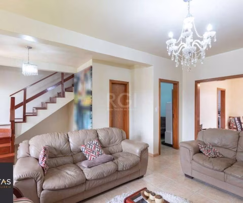 Casa para Venda - 192.18m², 3 dormitórios, sendo 1 suites, 2 vagas - Cristal