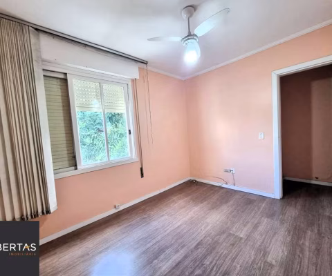 Amplo apartamento 3 dormts (1suíte), garagem dupla, elevador, bairro Petrópolis