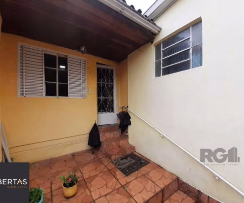 Casa 2 dormitórios à venda Costa e Silva Porto Alegre/RS