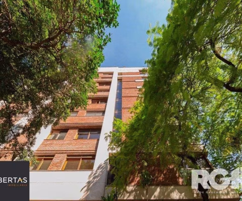 Excelente apartamento Garden com 325 m² privativos, com 3 suítes, 2 elevadores,