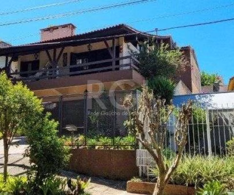 Casa para Venda - 950m², 7 dormitórios, sendo 2 suites, 5 vagas - Jardim Isabel