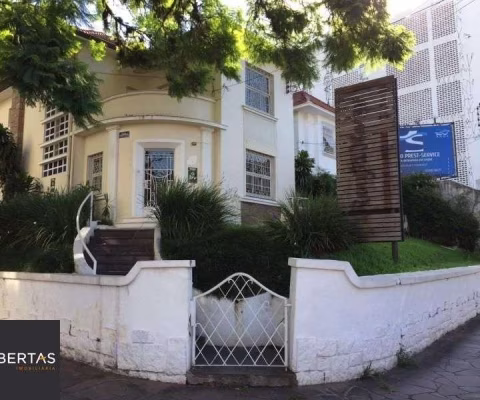 Casa para Venda - 485m², 5 dormitórios, sendo 1 suites, 1 vaga - Petrópolis
