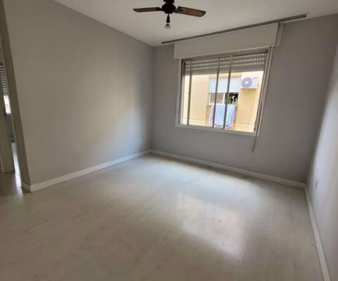 Vende apartamento de 2 dormitórios no Passo da Areia, condomínio ao lado do Conc