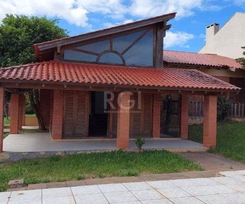 Casa no bairro Espirito Santo - 3 dormitórios